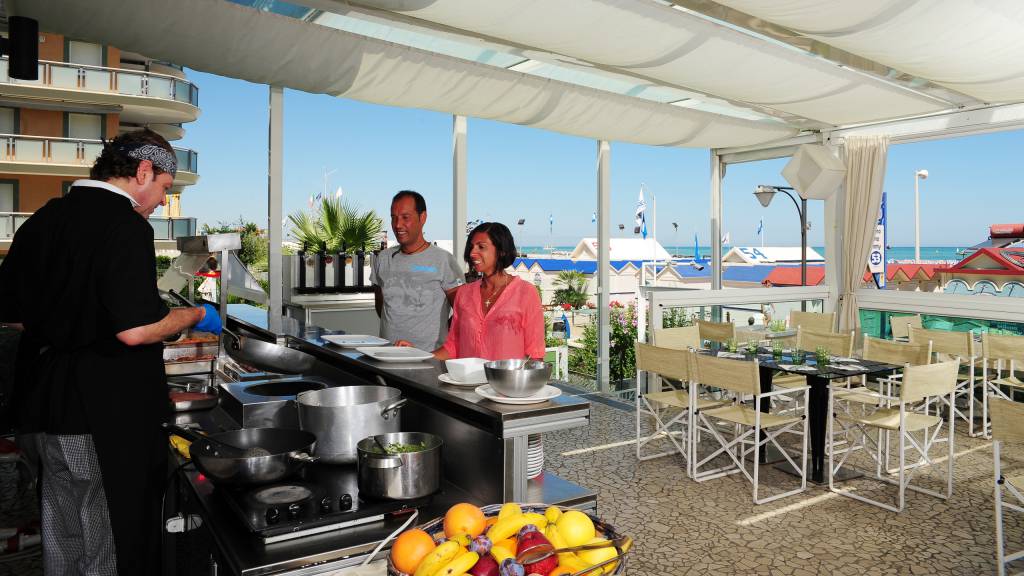 Hotel-Vienna-Mare-Cattolica-veranda-DSC-8692