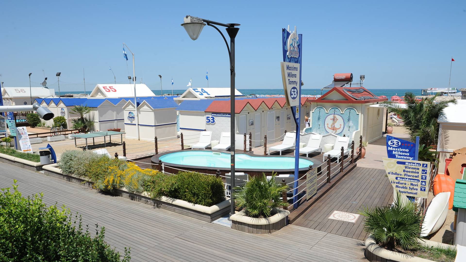 Hotel-Vienna-Mare-Cattolica-piscina-DSC-4677