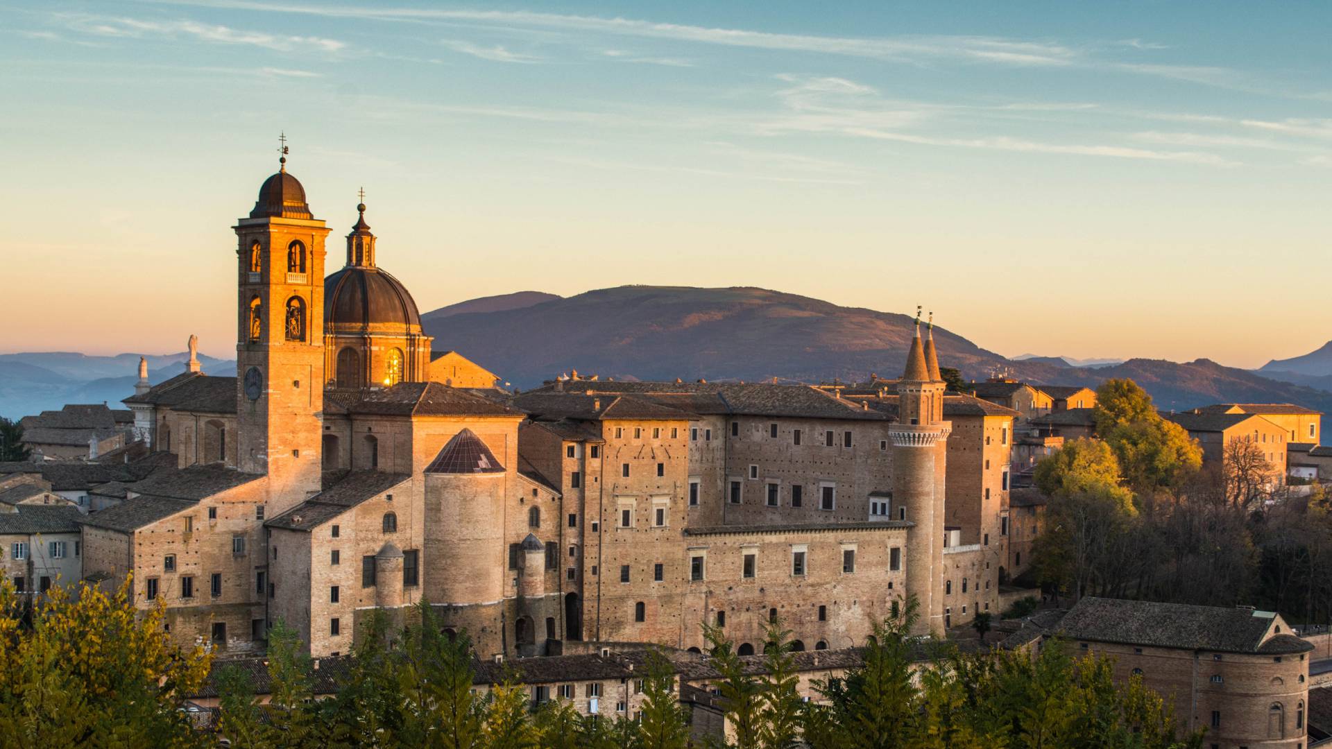 hotel-vienna-mare-cattolica-Urbino-panoramica